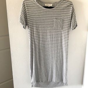 Vince Camuto t-shirt dress